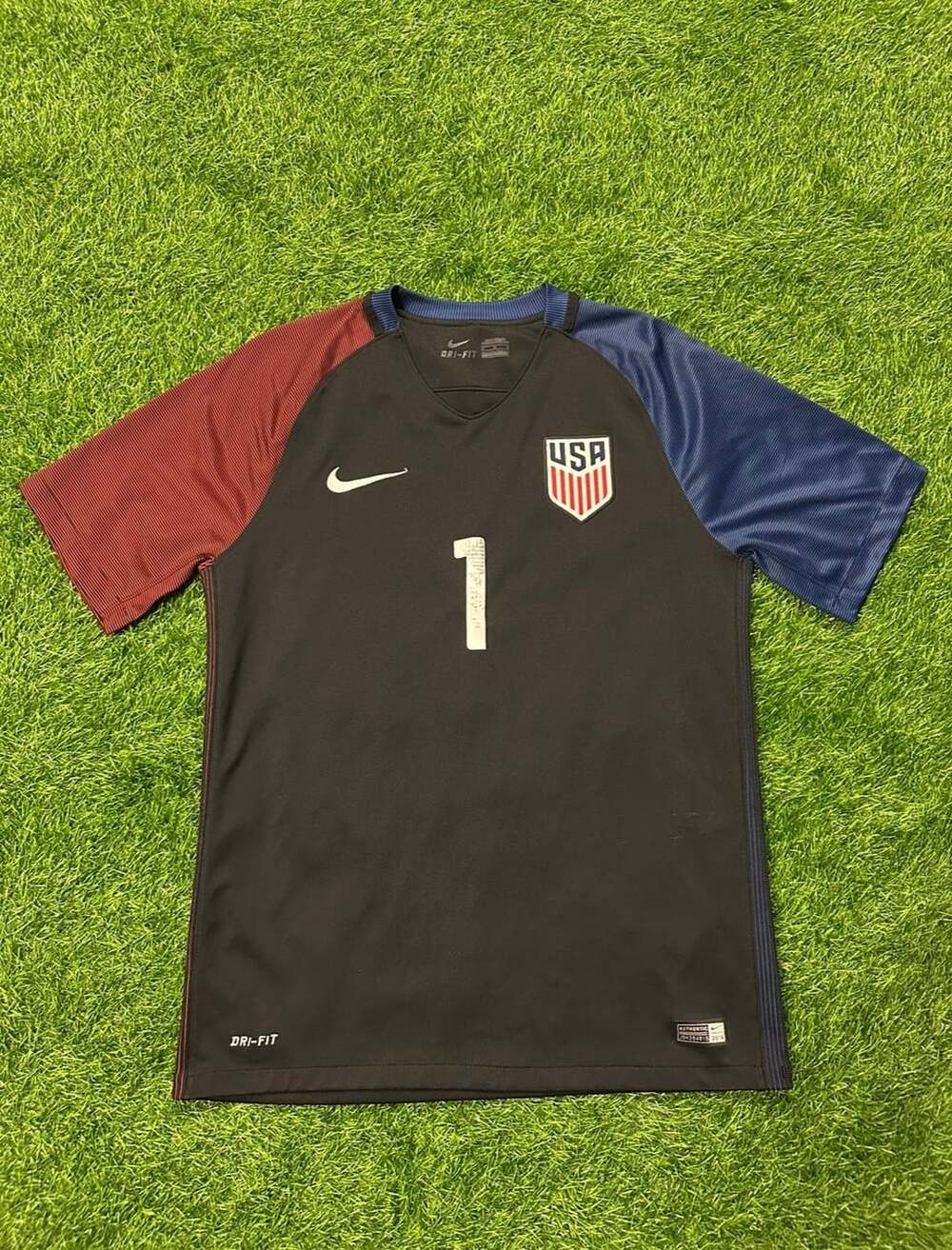 Nike USA Away Soccer Jersey Howard 1 Size M 2016